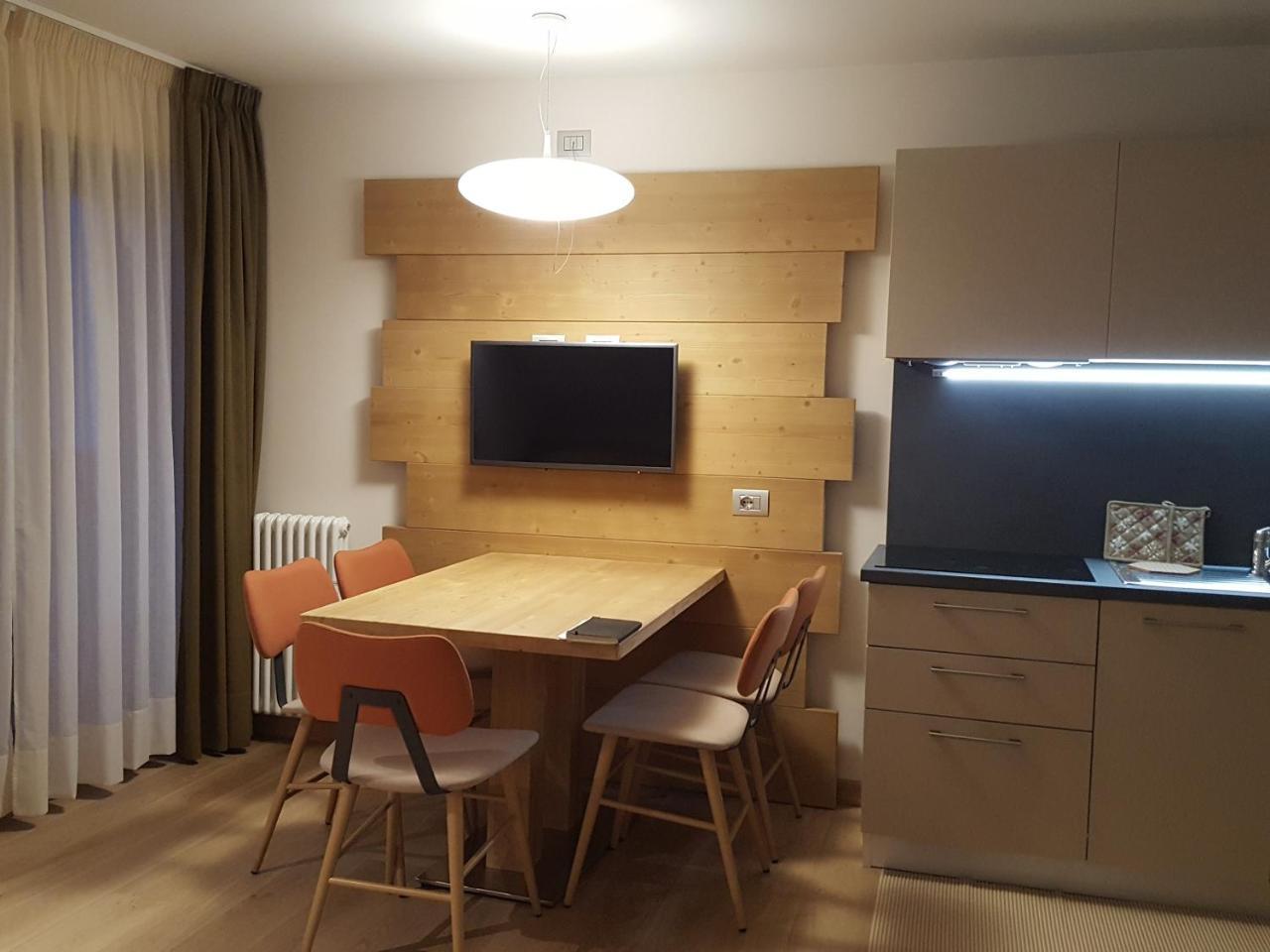 Residence Langes Сан Мартино ди Кастроза Екстериор снимка